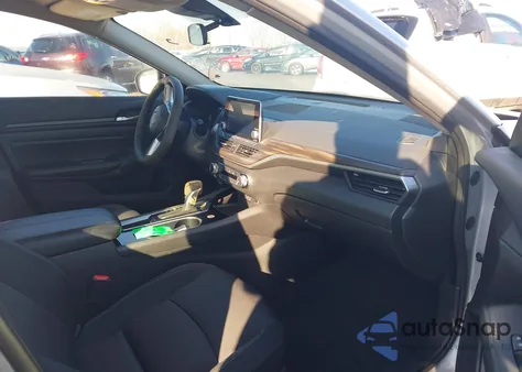 2024 Nissan Altima Sv Fwd z USA, uszkodzony, nr VIN 1N4BL4DV3RN390806